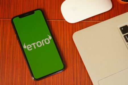 搶食CeFi市場！eToro(e投睿)推ADA、TRX質押獎勵服務